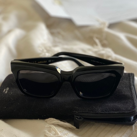 Celine Black Traveller sunglasses - Picture 1 of 6